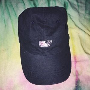 🐳 VINEYARD VINES HAT 🐳